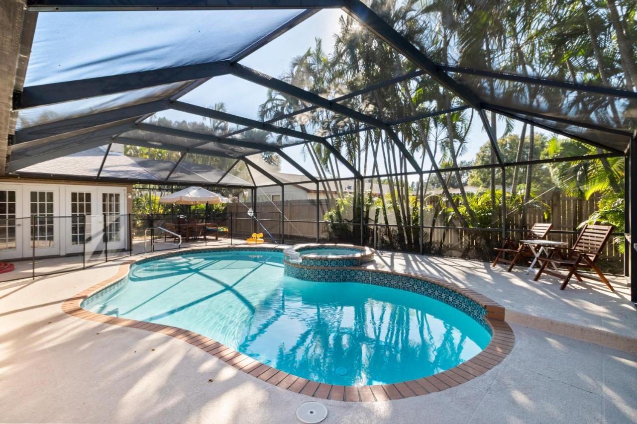 Cozy Family Getaway. Heated Pool And *
