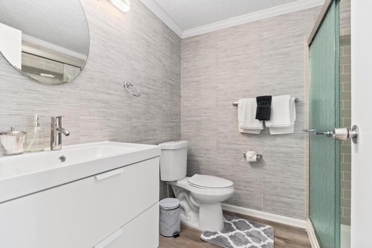 Cozy Family Getaway. Heated Pool And Holiday home