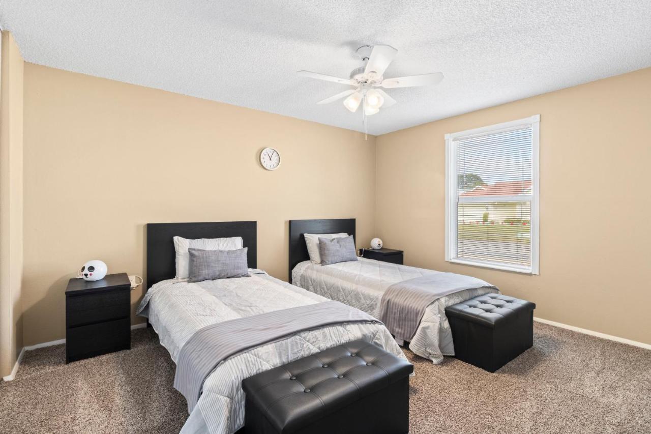 Holiday home Cozy Family Getaway. Heated Pool And